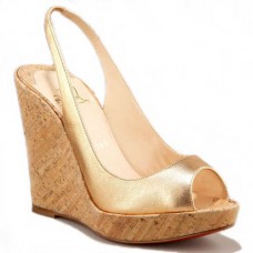 Escarpins compensés Christian Louboutin en liège métallisé doré, 120 mm Escarpins compensés Christian Louboutin en liège métallisé doré, 120 mm