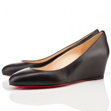 Escarpins compensés Christian Louboutin New Peanut 40 mm noirs Escarpins compensés Christian Louboutin New Peanut 40 mm noirs
