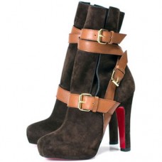 Bottines Christian Louboutin Guerrière 120 mm couleur chocolat Bottines Christian Louboutin Guerrière 120 mm couleur chocolat