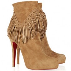 Bottines Christian Louboutin Rom 120 mm couleur camel Bottines Christian Louboutin Rom 120 mm couleur camel