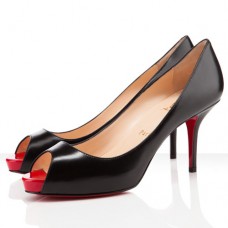 Escarpins Christian Louboutin Mater Claude 80 mm à bout ouvert, noir et rouge Escarpins Christian Louboutin Mater Claude 80 mm à bout ouvert, noir et rouge