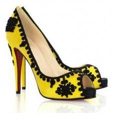 Escarpins Christian Louboutin Very Brode 120 mm à bout ouvert jaunes Escarpins Christian Louboutin Very Brode 120 mm à bout ouvert jaunes
